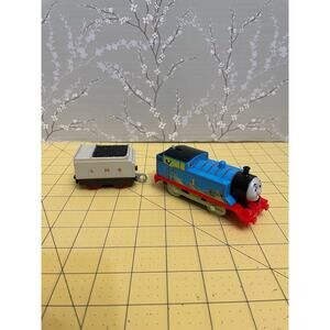 Thomas And Friends The Train Glow in Dark Trackmaster Tank Engine 2013
